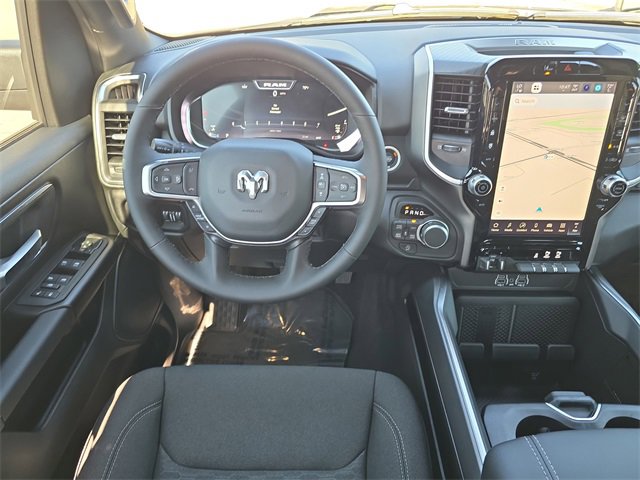 New 2026 RAM 1500 4x4 Crew Cab image 9
