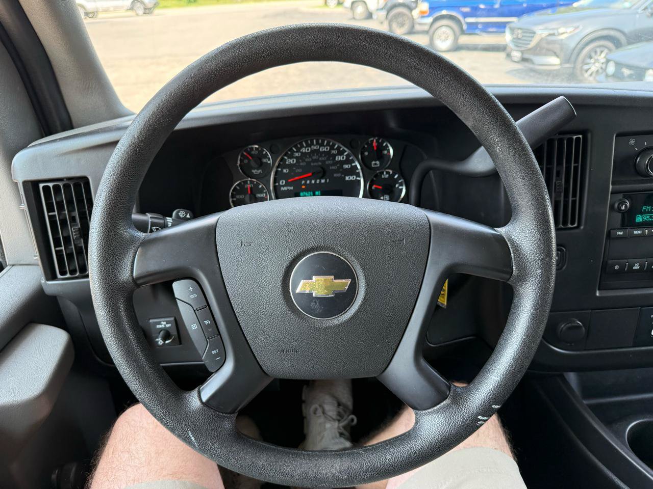 Used 2015 Chevrolet Express 3500 Extended RWD image 19