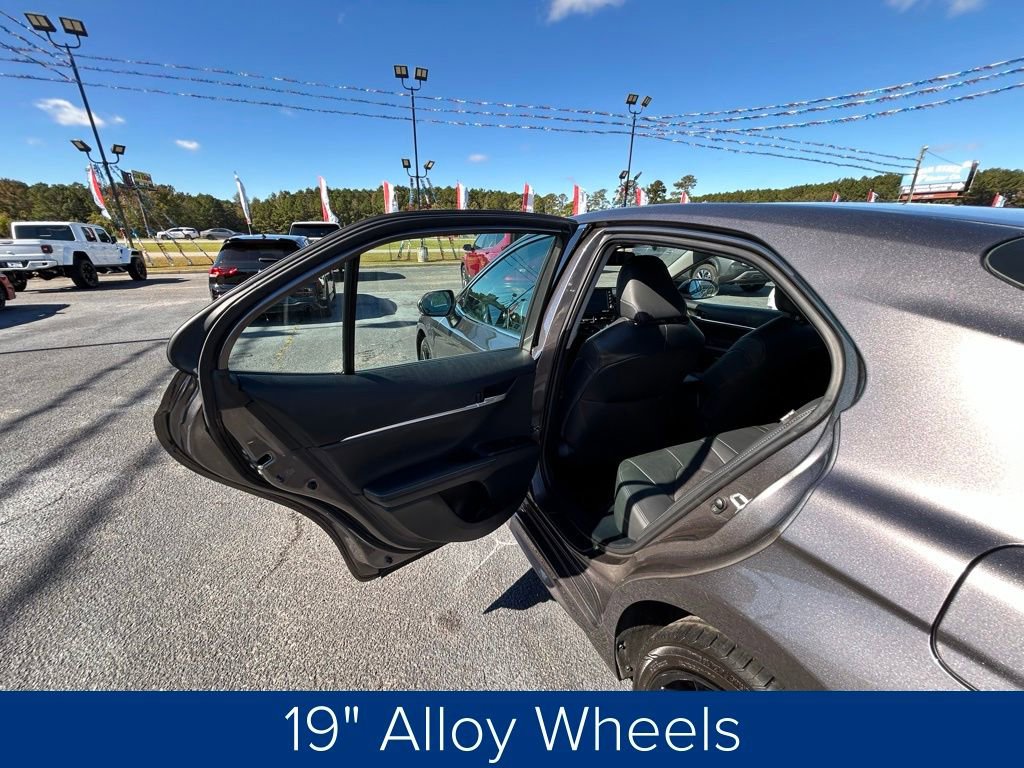 Used 2023 Toyota Camry XSE image 15