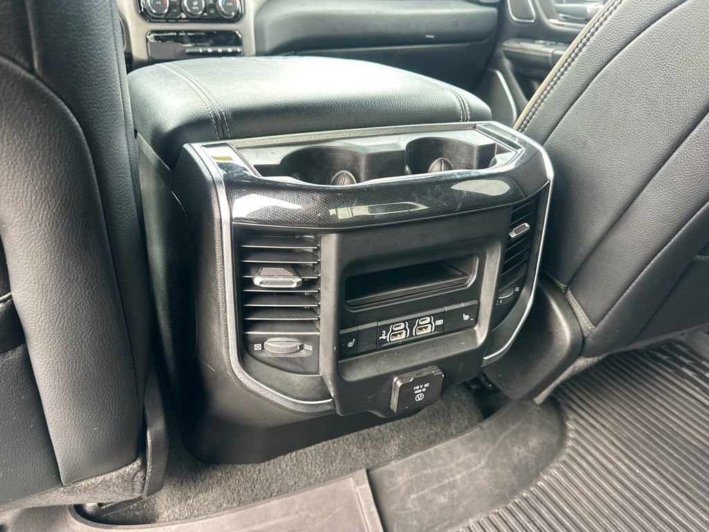 Used 2020 RAM 1500 Laramie AWD/4WD image 15