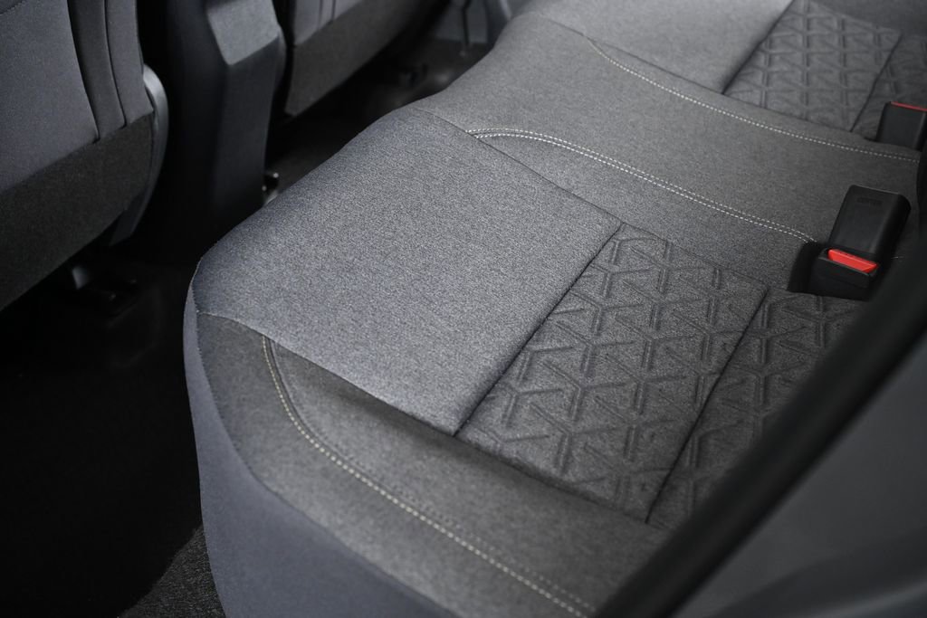 Used 2025 Nissan Kicks SV w/ SV Premium Package image 26