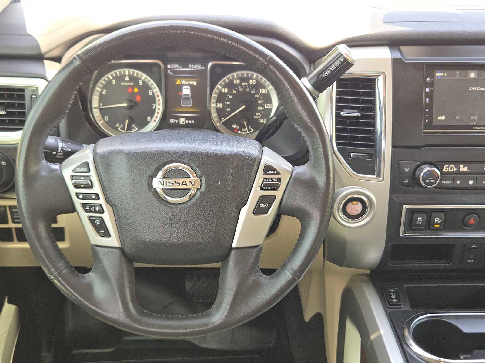 Used 2018 Nissan Titan SV w/ SV Convenience Package RWD image 24