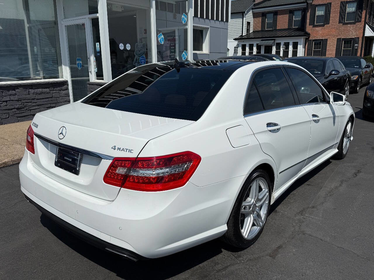 Used 2013 Mercedes-Benz E 550 4MATIC Sedan image 7