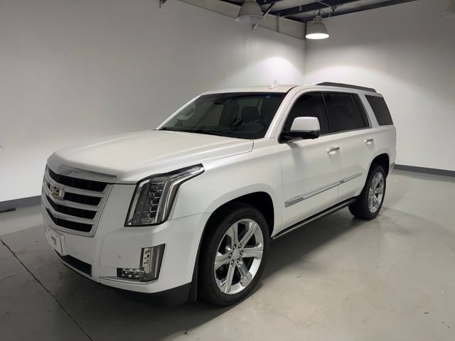 Used 2016 Cadillac Escalade Premium AWD/4WD image 3