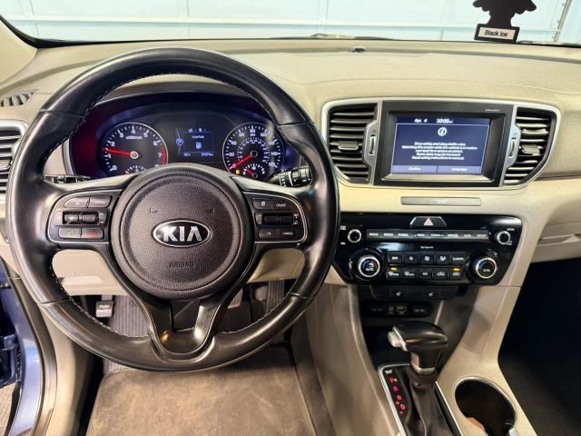Used 2018 Kia Sportage EX AWD/4WD image 8
