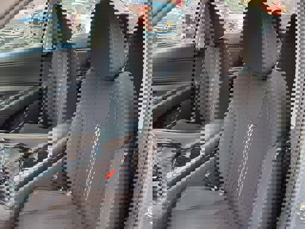 Used 2021 Hyundai Elantra SEL w/ Convenience Package image 12