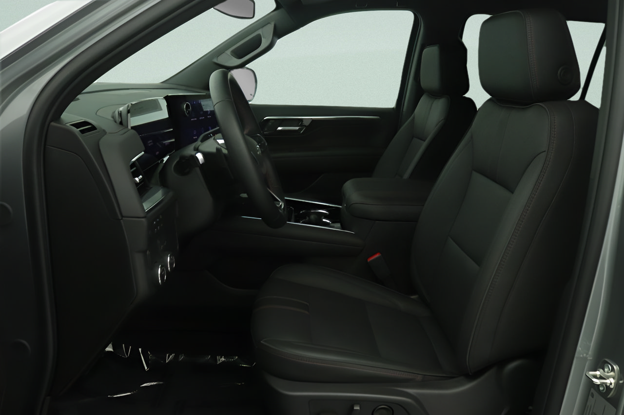 Used 2026 Chevrolet Suburban RST RWD image 28