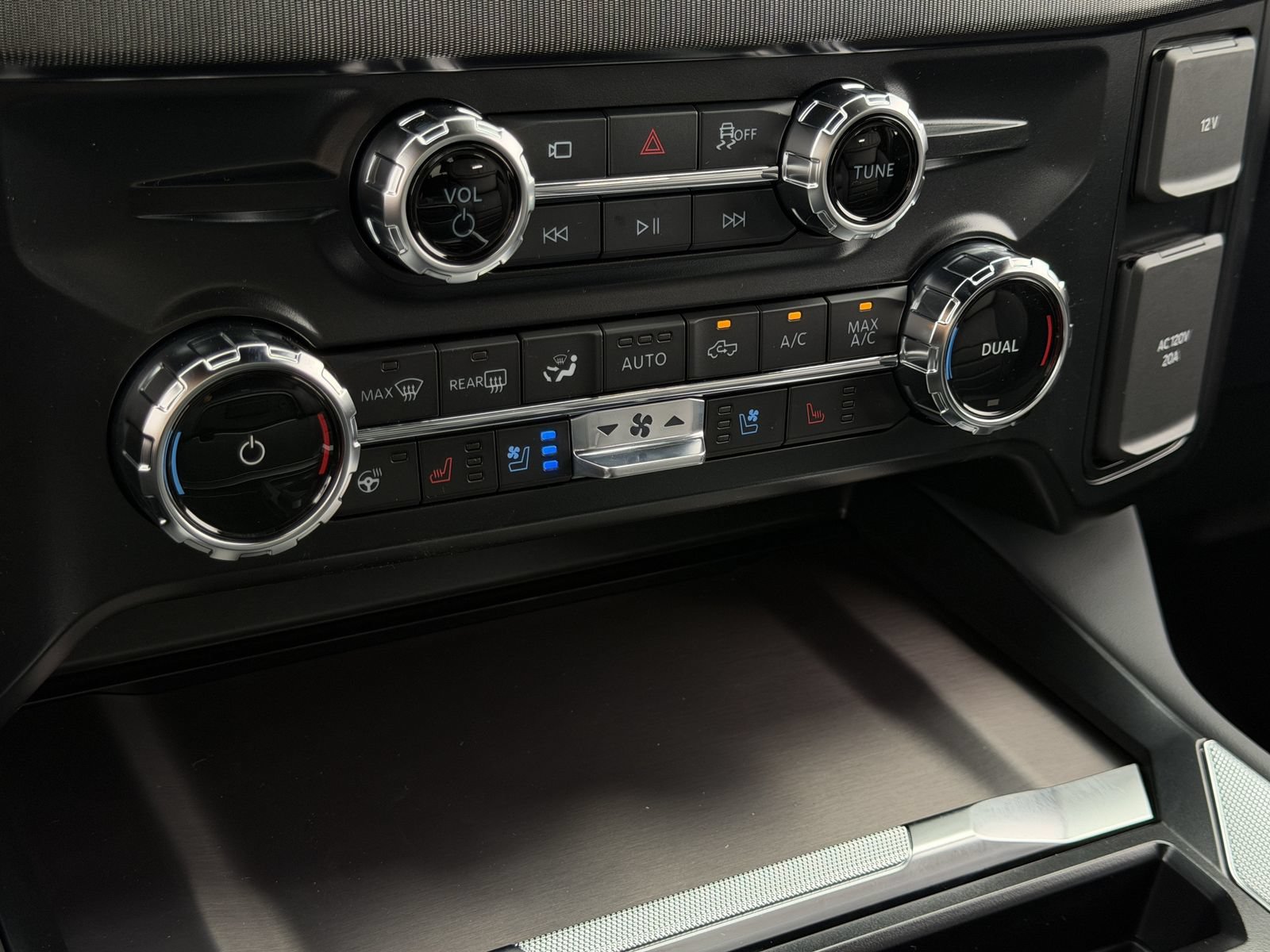 New 2026 Ford F250 Platinum AWD/4WD image 20