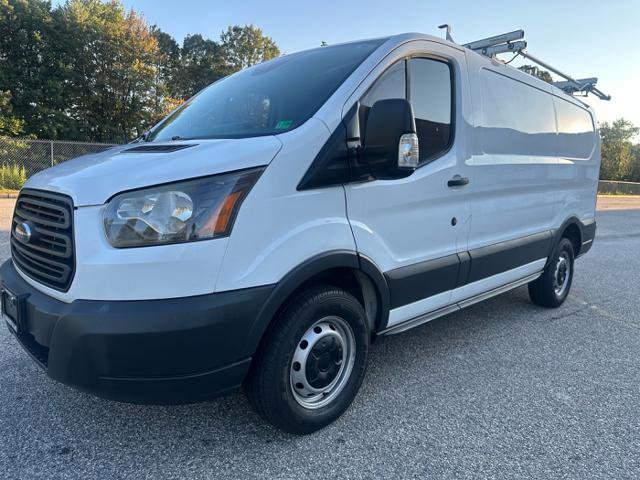 Used 2017 Ford Transit 250 130 Low Roof image 1
