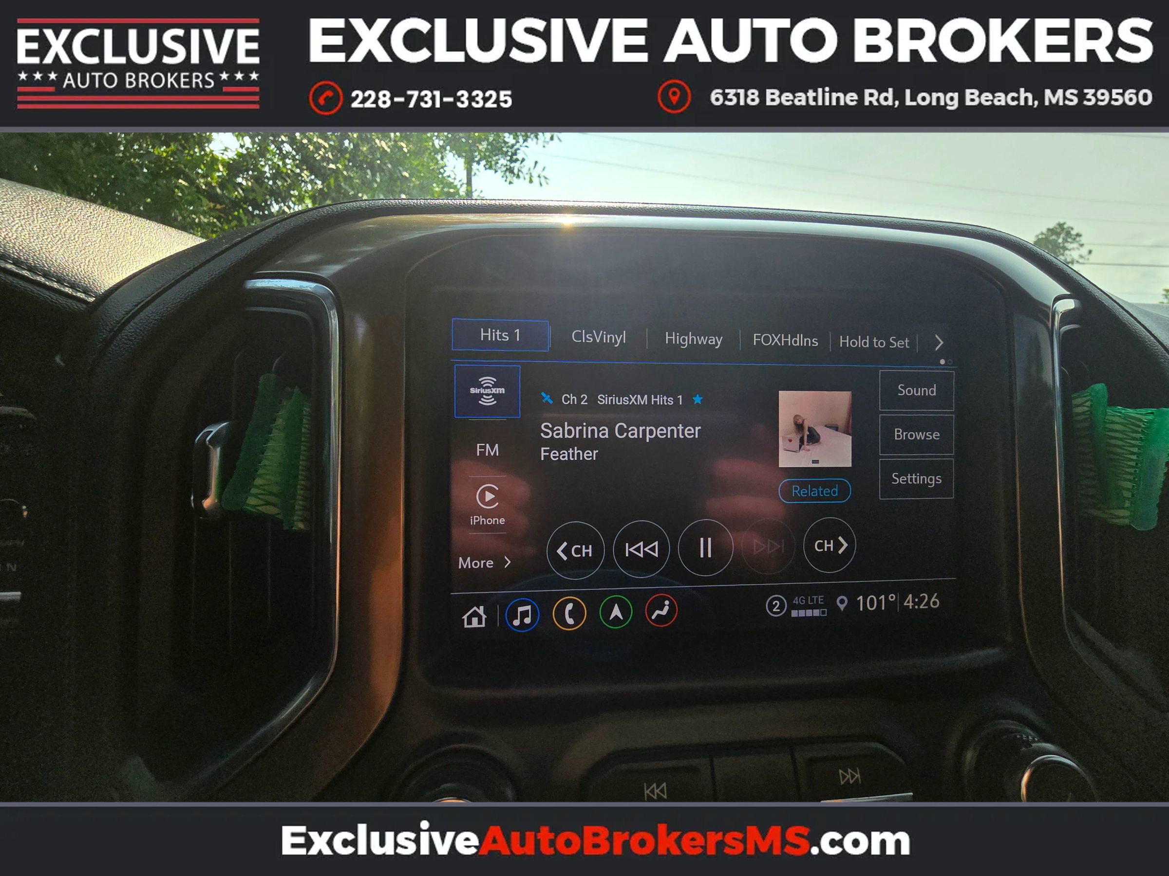 Used 2022 Chevrolet Silverado 1500 High Country w/ Technology Package image 26