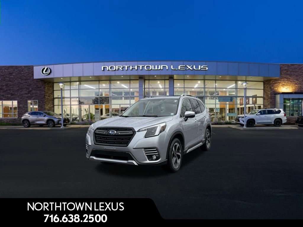 Used 2023 Subaru Forester Touring image 1