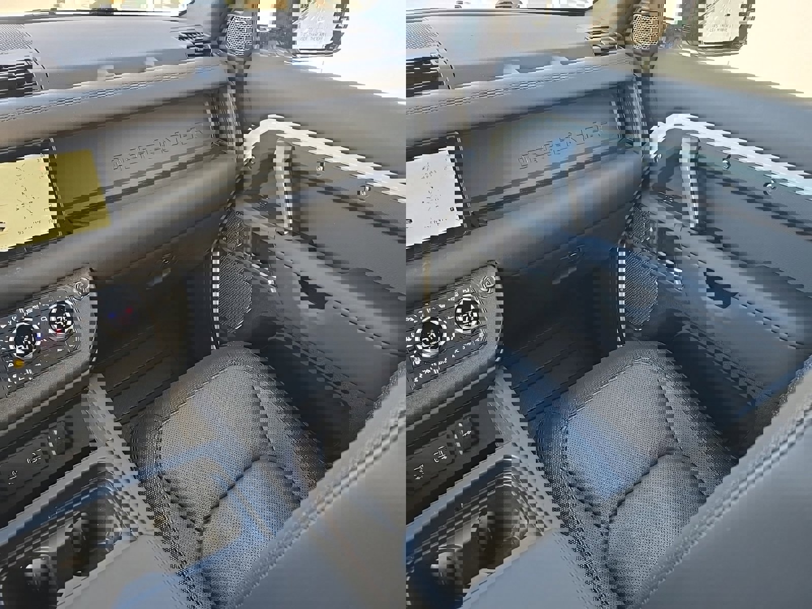 Certified 2024 Land Rover Defender 110 X-Dynamic SE image 21