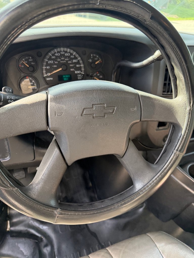Used 2006 Chevrolet Express 3500 RWD image 40