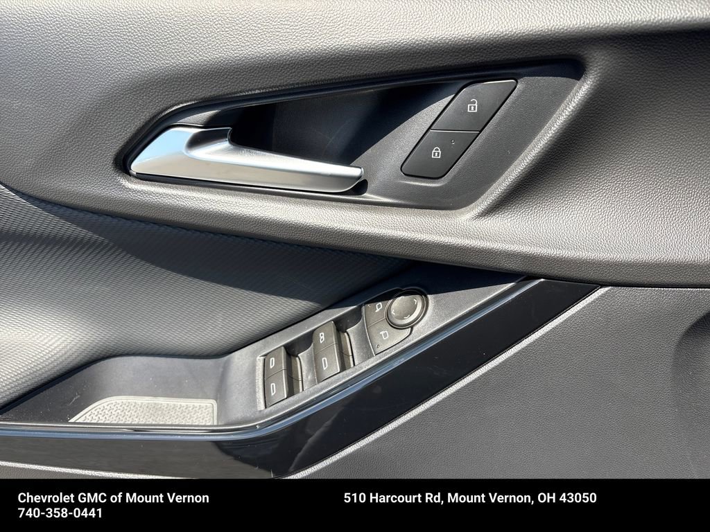 New 2026 Chevrolet Equinox LT w/ Safety and Technology Package FWD image 13