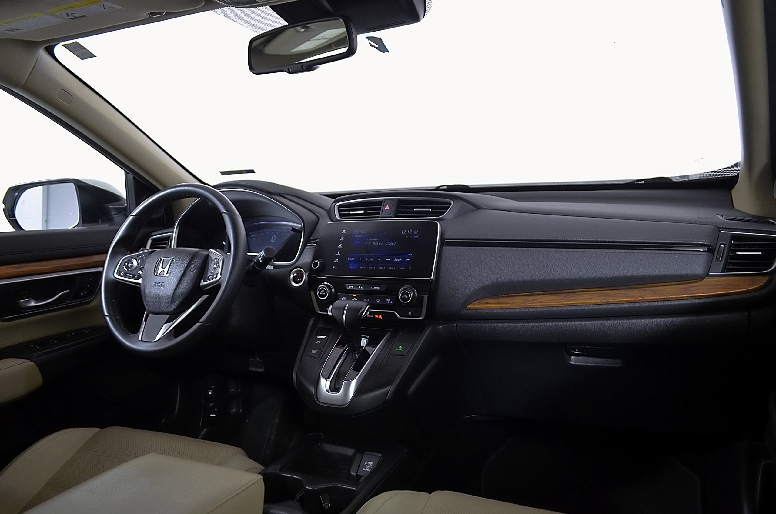 Used 2018 Honda CR-V Touring image 25