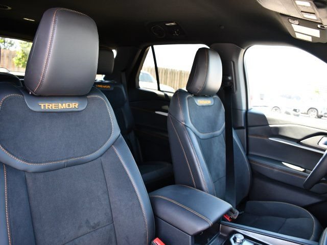 Used 2026 Ford Explorer Tremor w/ Tremor Convenience Package AWD/4WD image 33