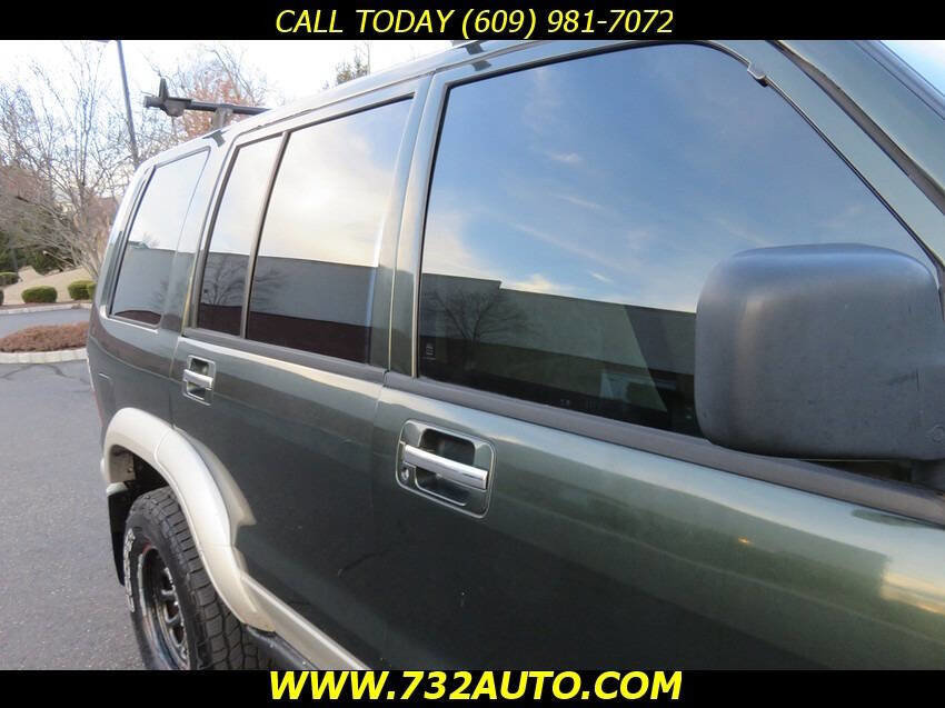 Used 2000 Isuzu Trooper S image 21