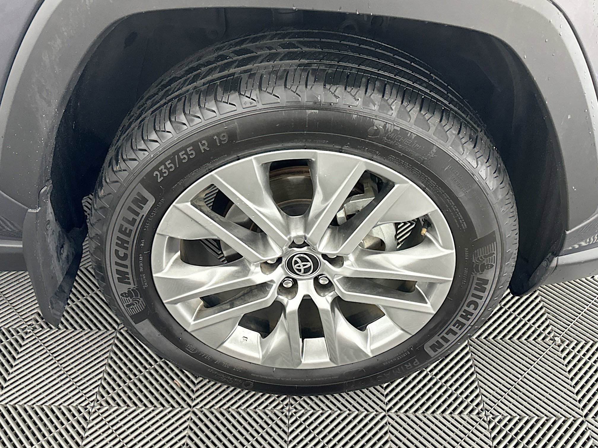 Used 2024 Toyota RAV4 Limited image 11