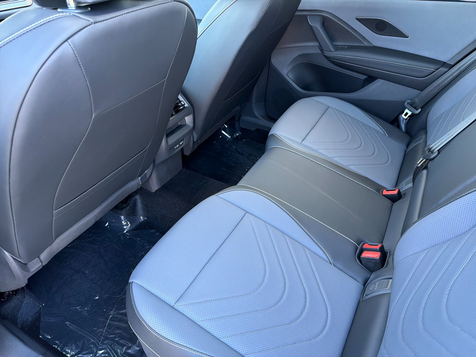 New 2026 Volkswagen Tiguan SE AWD/4WD image 12
