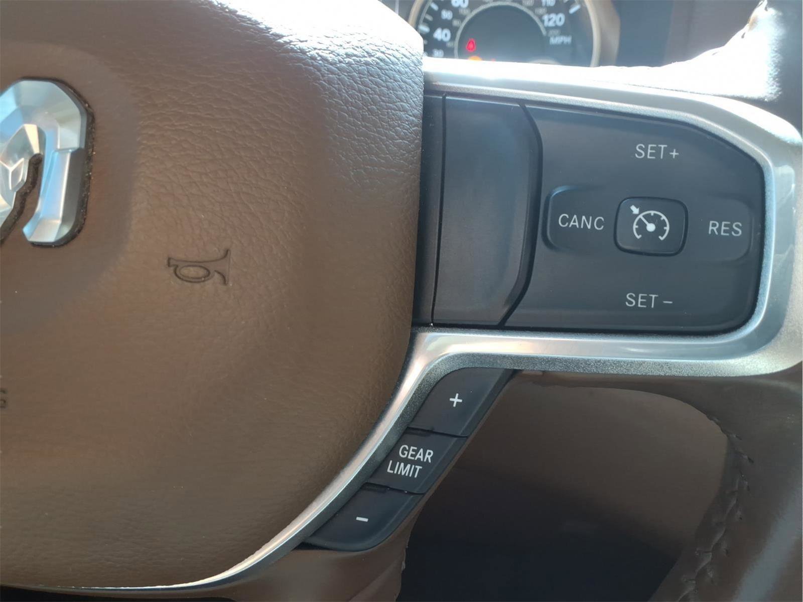 Used 2021 RAM 1500 Laramie AWD/4WD image 19