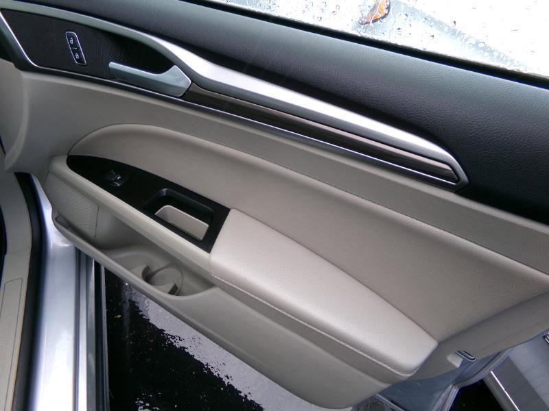 Used 2018 Ford Fusion Energi SE image 37