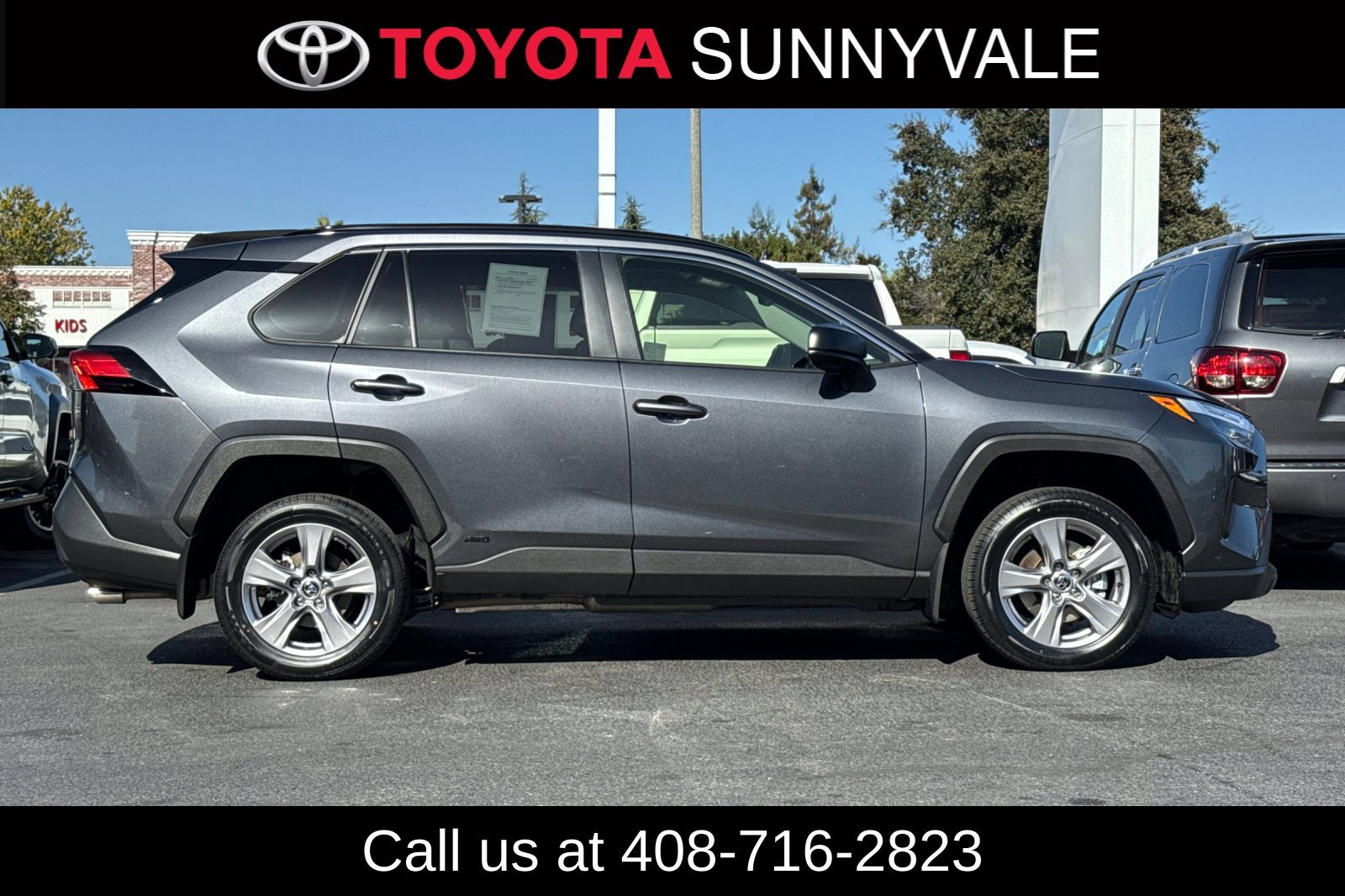Certified 2025 Toyota RAV4 LE AWD/4WD image 8
