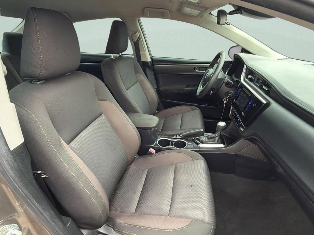 Used 2019 Toyota Corolla LE FWD image 10