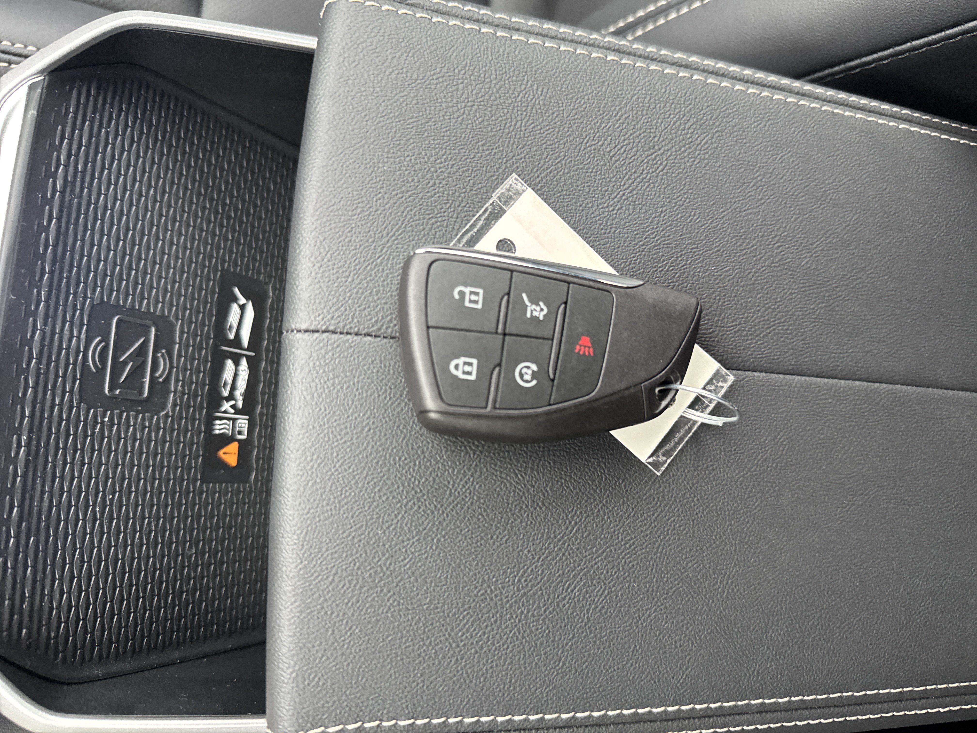 New 2027 GMC Terrain Elevation w/ Elevation Premium Package AWD/4WD image 29