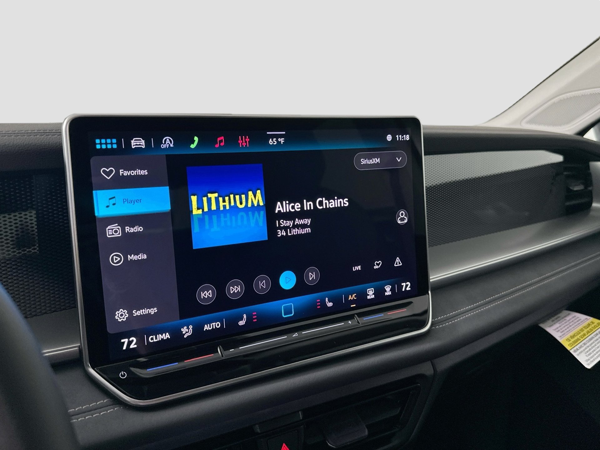 Certified 2026 Volkswagen Tiguan SE AWD/4WD image 13