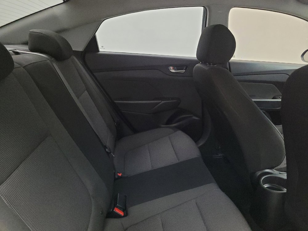 Used 2018 Hyundai Accent SE FWD image 19