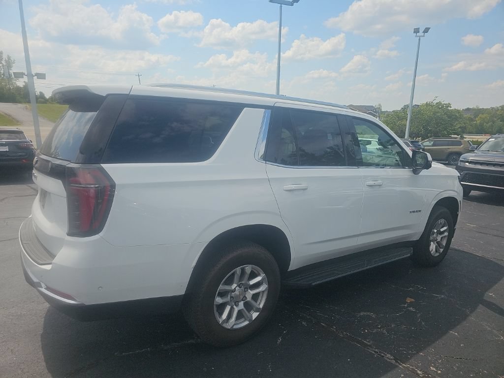 Used 2026 Chevrolet Tahoe LS AWD/4WD image 5