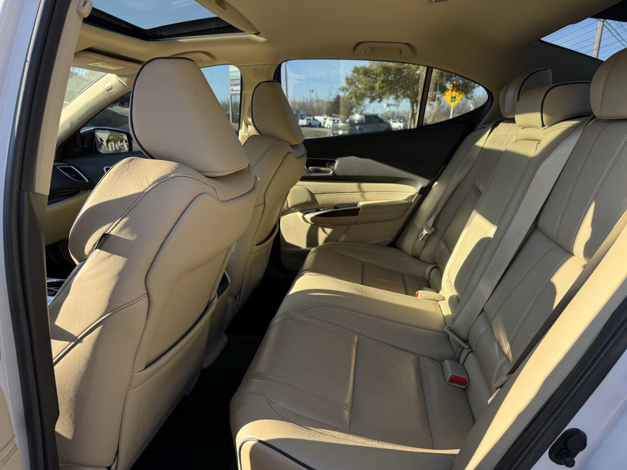 Used 2020 Acura TLX image 17