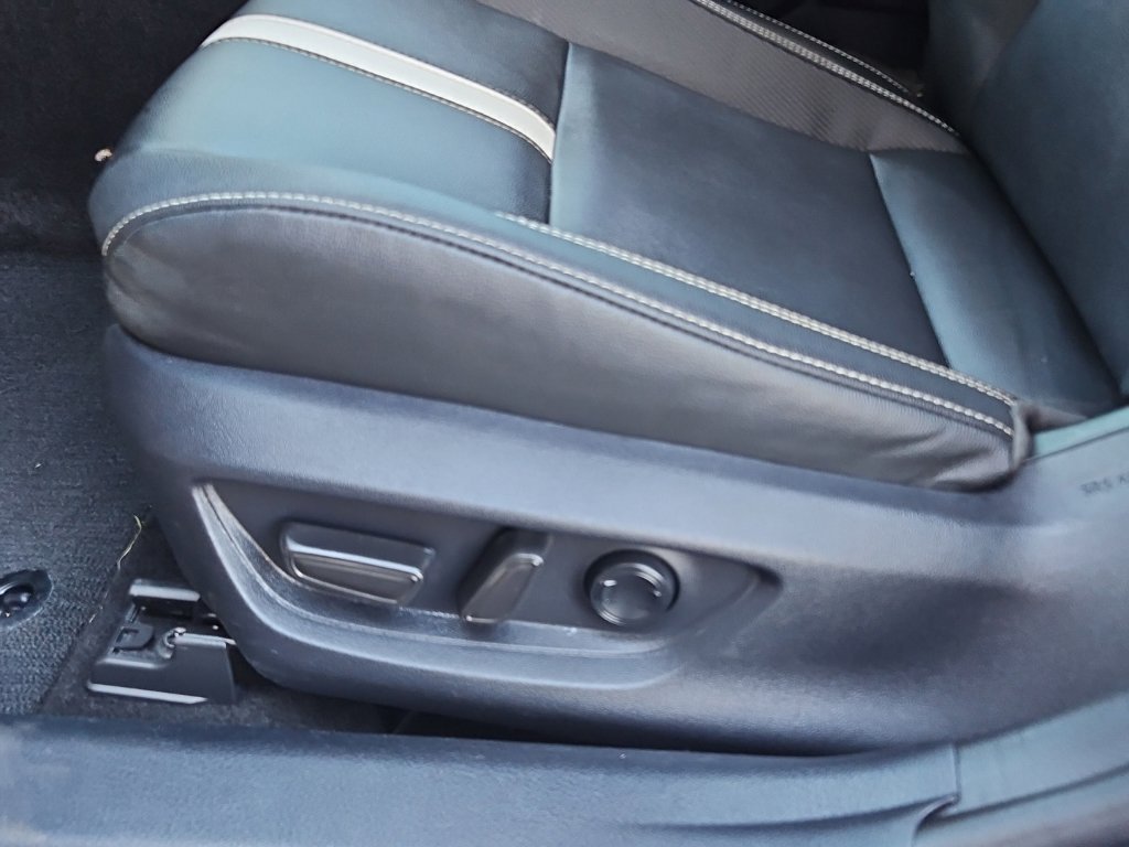 Used 2025 Toyota Camry LE FWD image 22