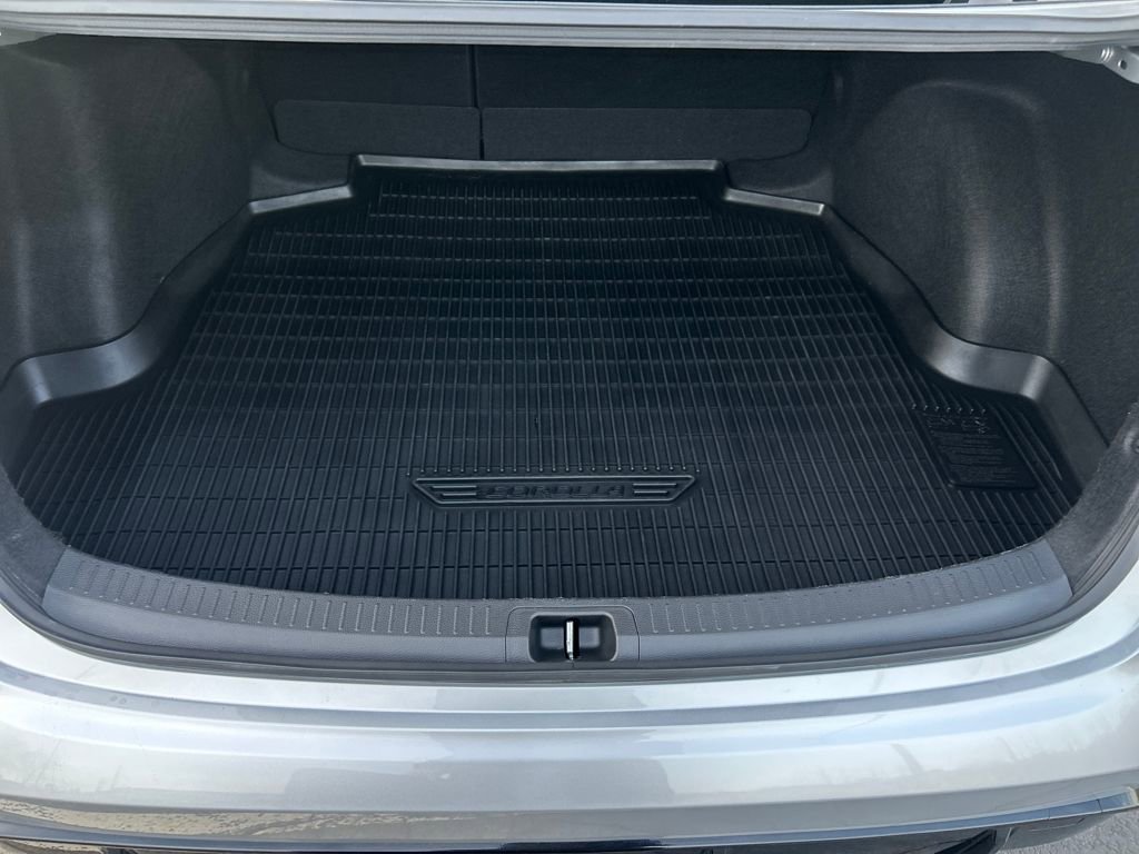 Certified 2024 Toyota Corolla SE image 24