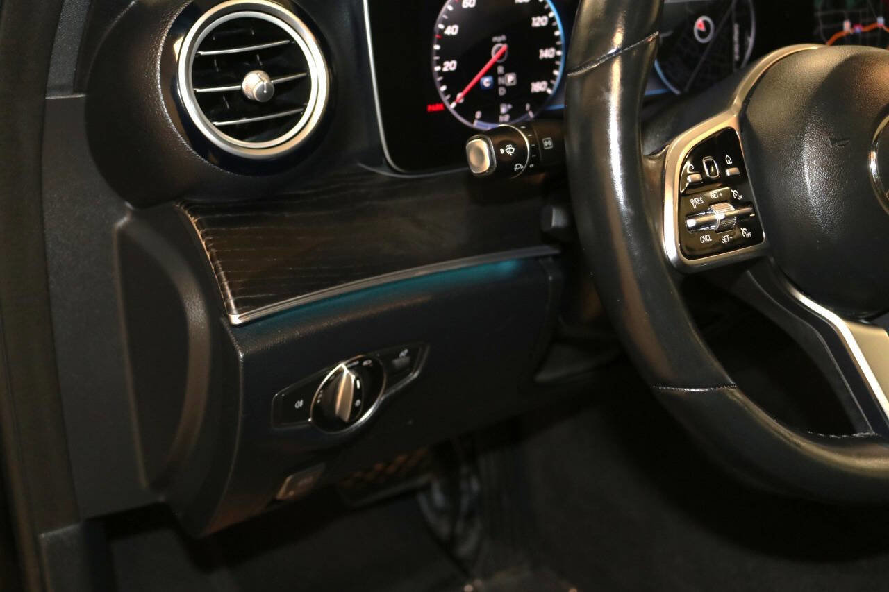 Used 2020 Mercedes-Benz E 350 Sedan image 56