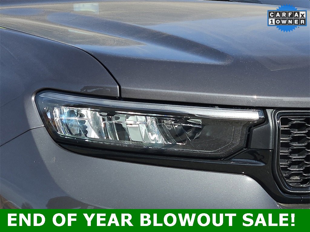 Used 2025 Jeep Grand Cherokee L Altitude image 8