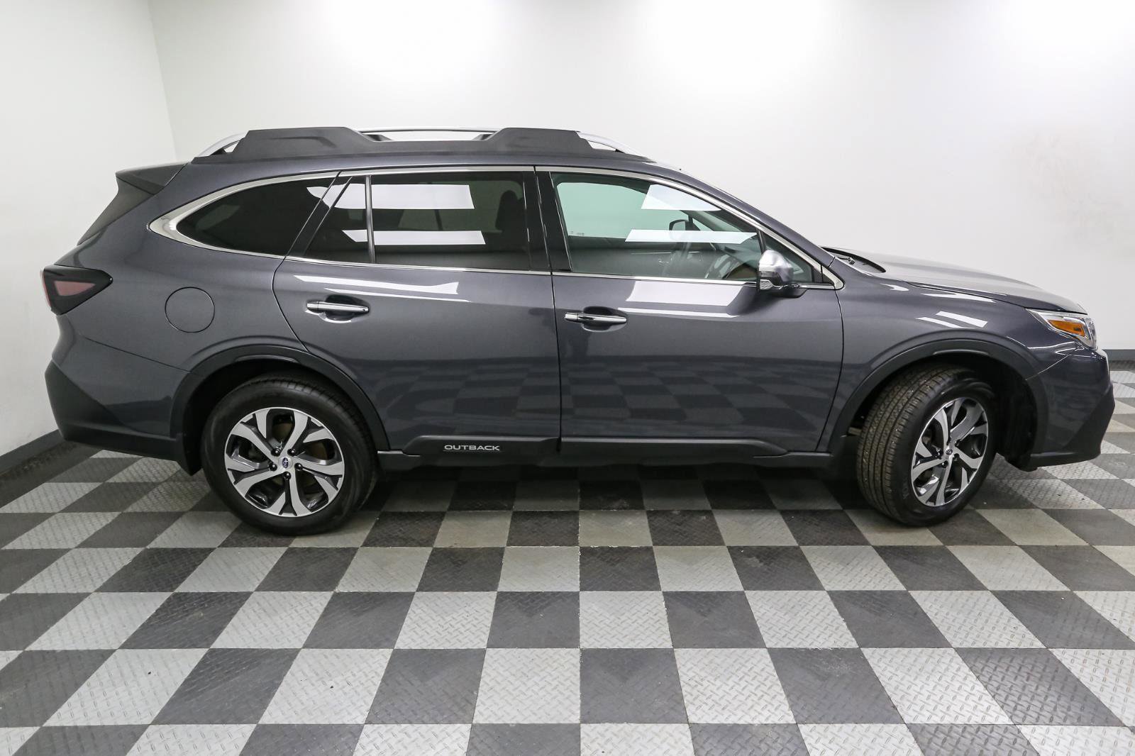 Used 2021 Subaru Outback Touring image 7