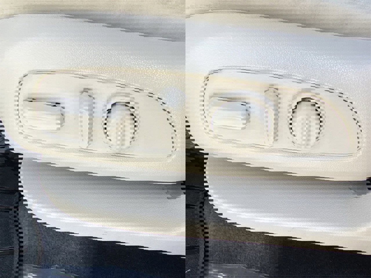 Used 2020 Buick Enclave Essence w/ Sound and Sites Package image 20