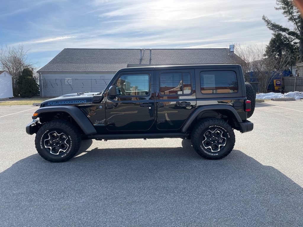 Used 2023 Jeep Wrangler Unlimited Rubicon 4xe w/ Cold Weather Group AWD/4WD image 9