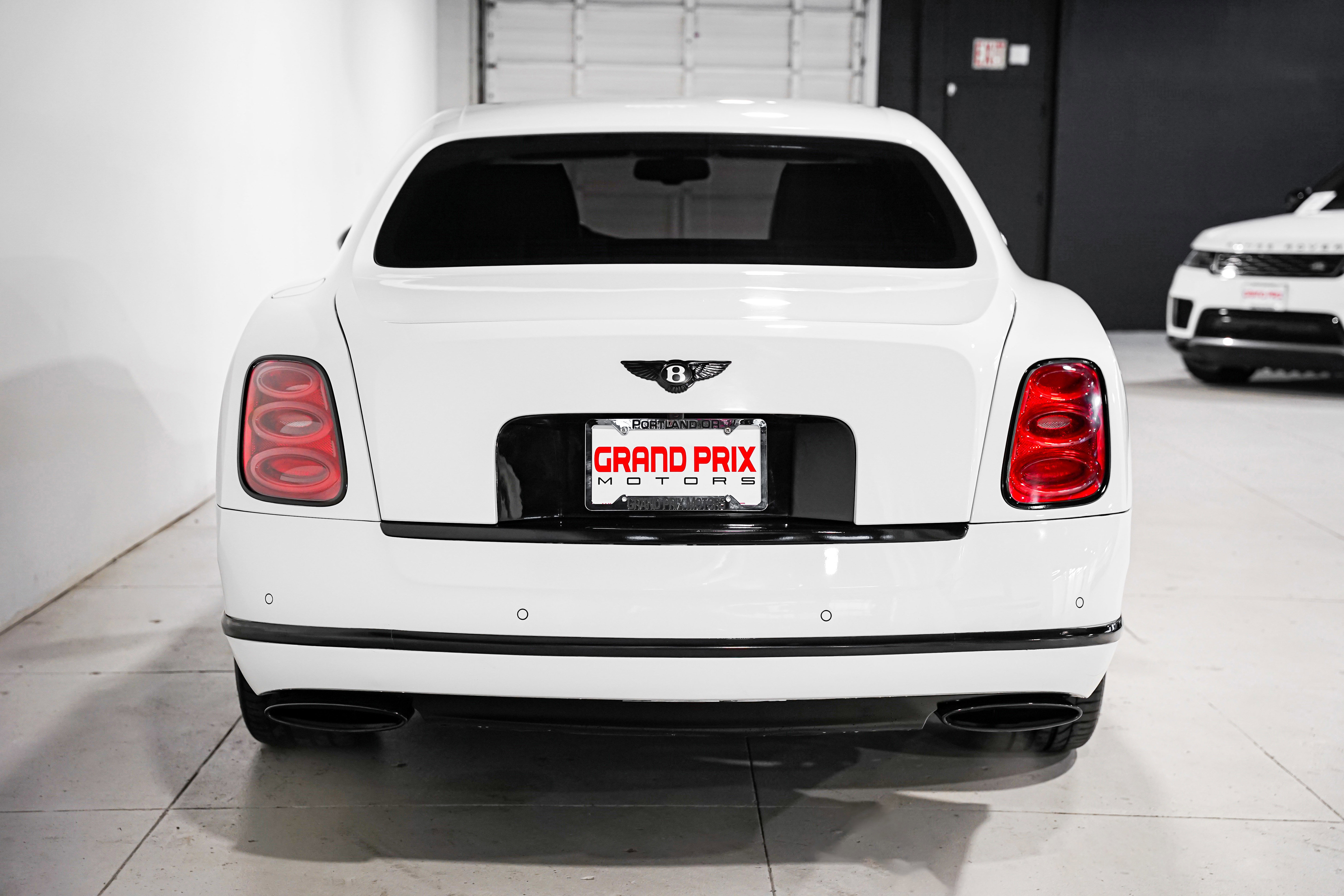 Used 2012 Bentley Mulsanne image 4