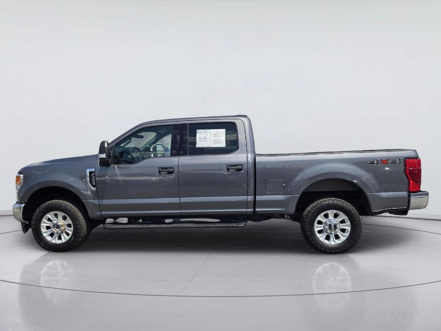 Used 2021 Ford F250 XLT AWD/4WD image 4