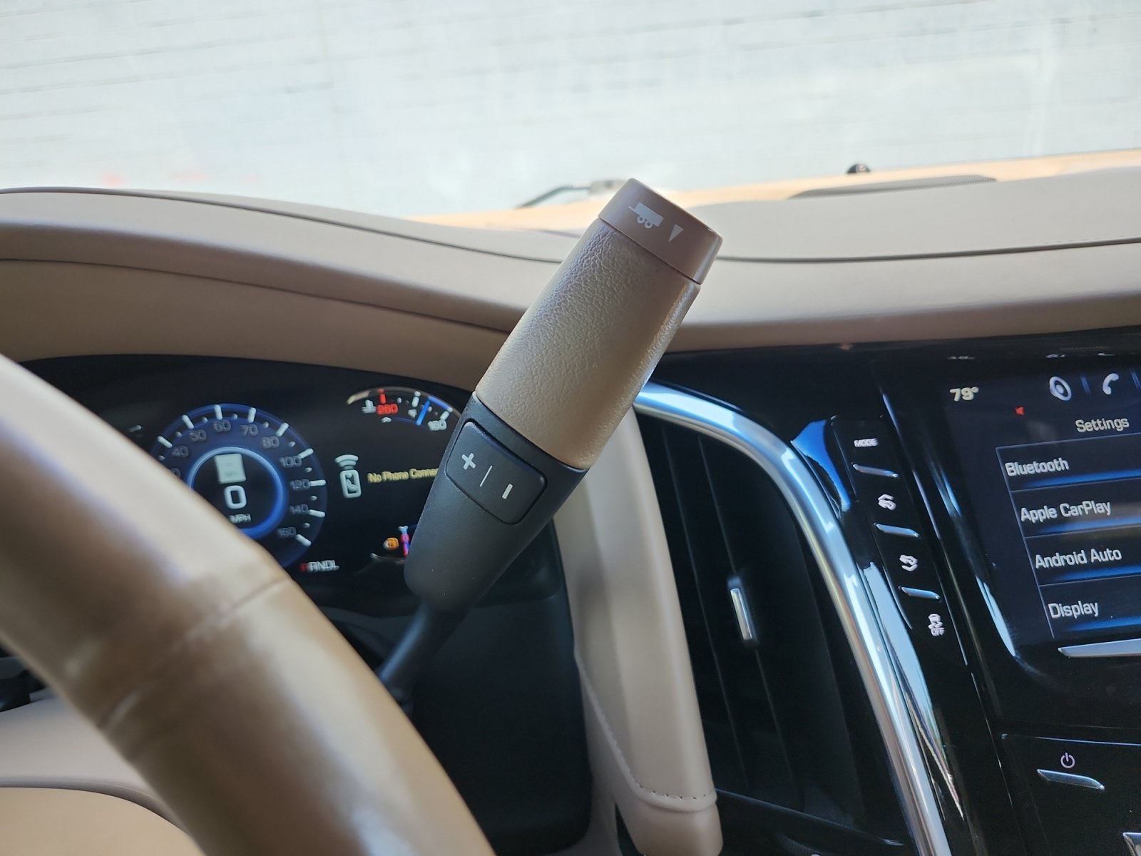 Used 2018 Cadillac Escalade Platinum AWD/4WD image 31