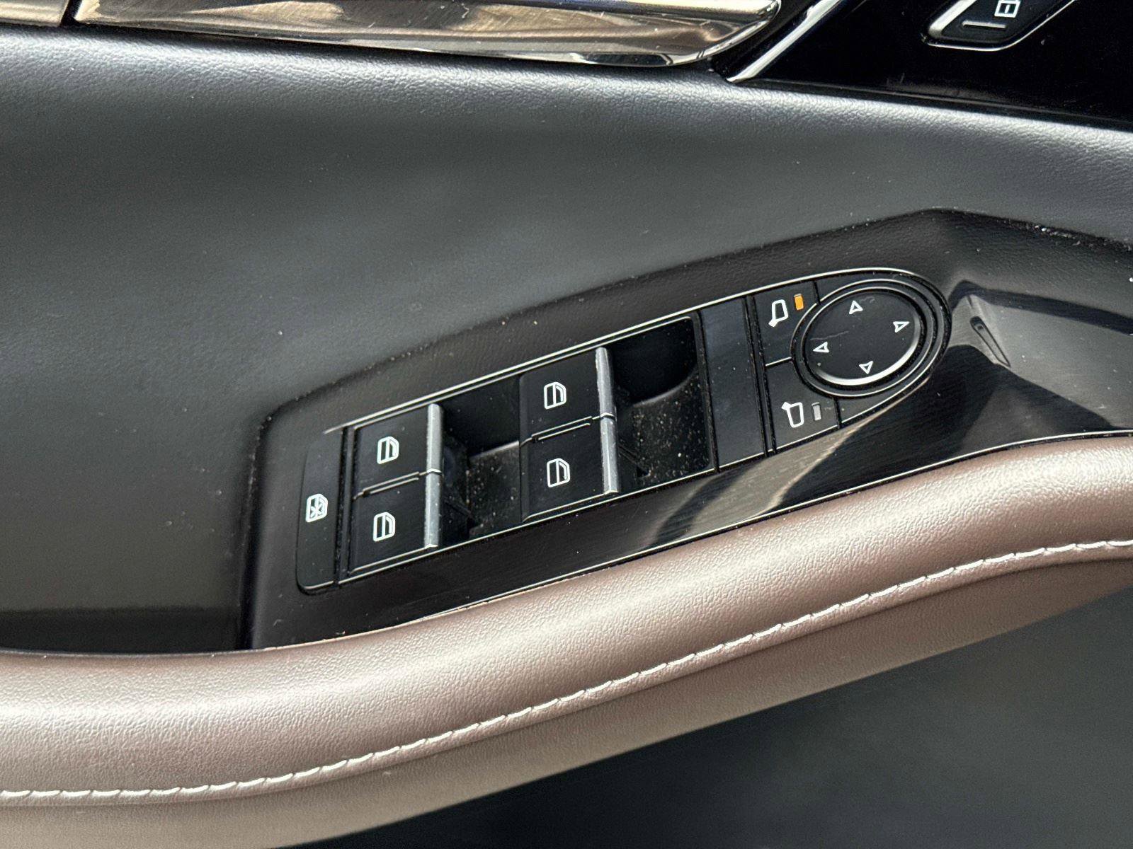 Certified 2023 MAZDA CX-30 AWD 2.5 S w/ Premium Package image 19