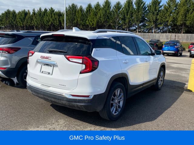 Certified 2024 GMC Terrain SLT w/ LPO, Floor Liner Package image 2