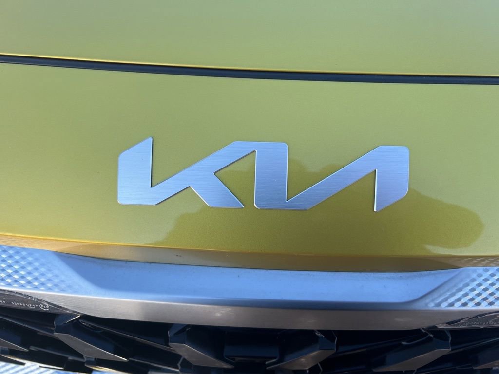 Certified 2023 Kia Seltos Nightfall Edition image 31