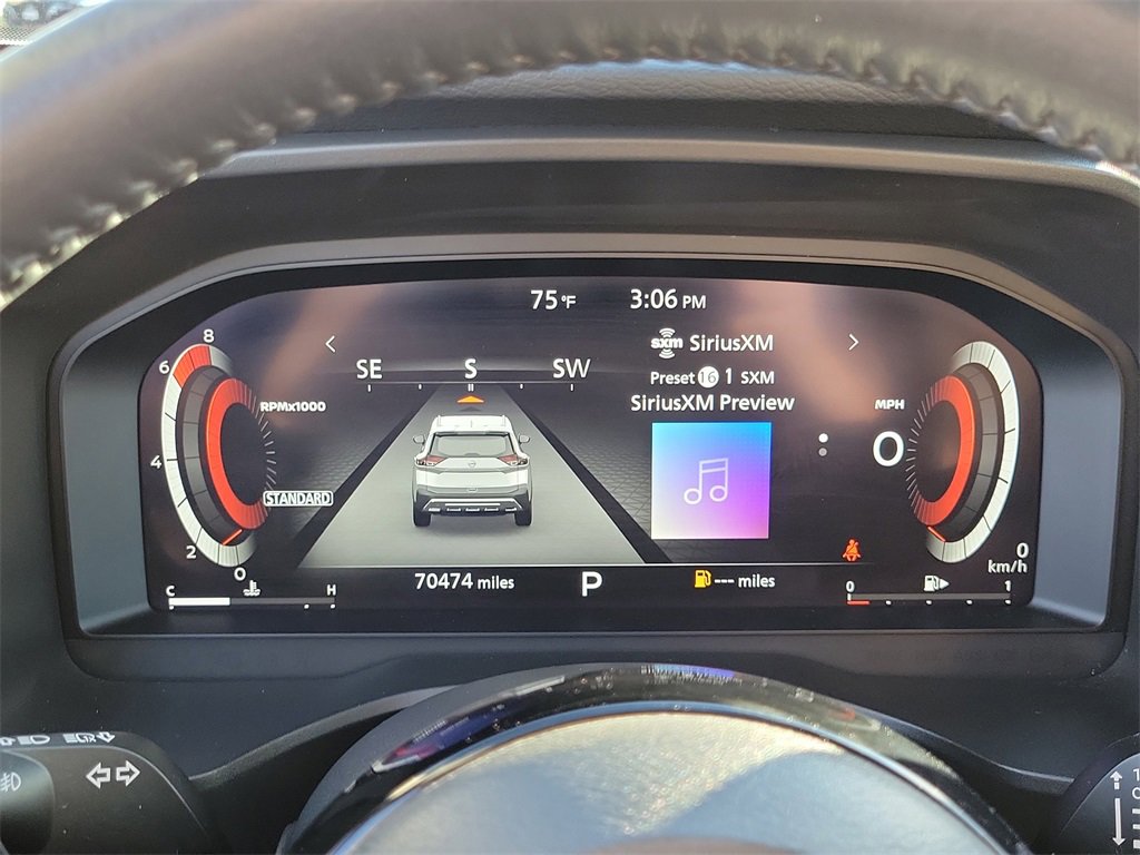 Used 2022 Nissan Rogue Platinum w/ Head-Up Display Package image 7