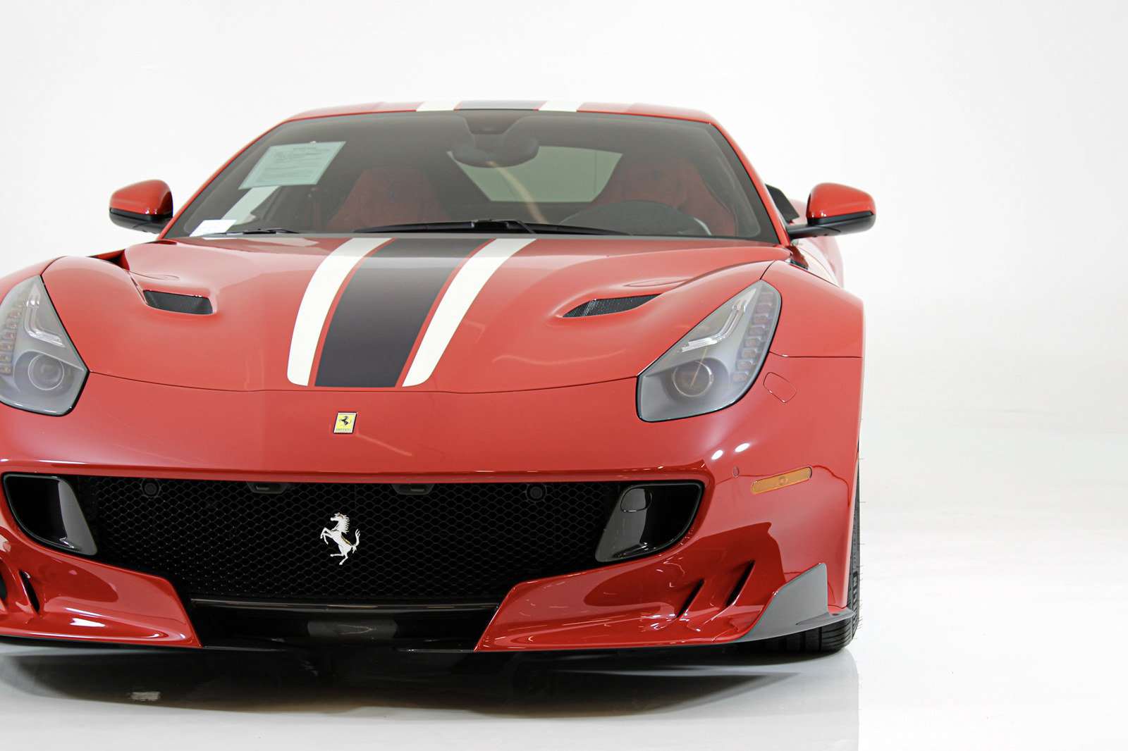 Used 2017 Ferrari F12tdf RWD image 14