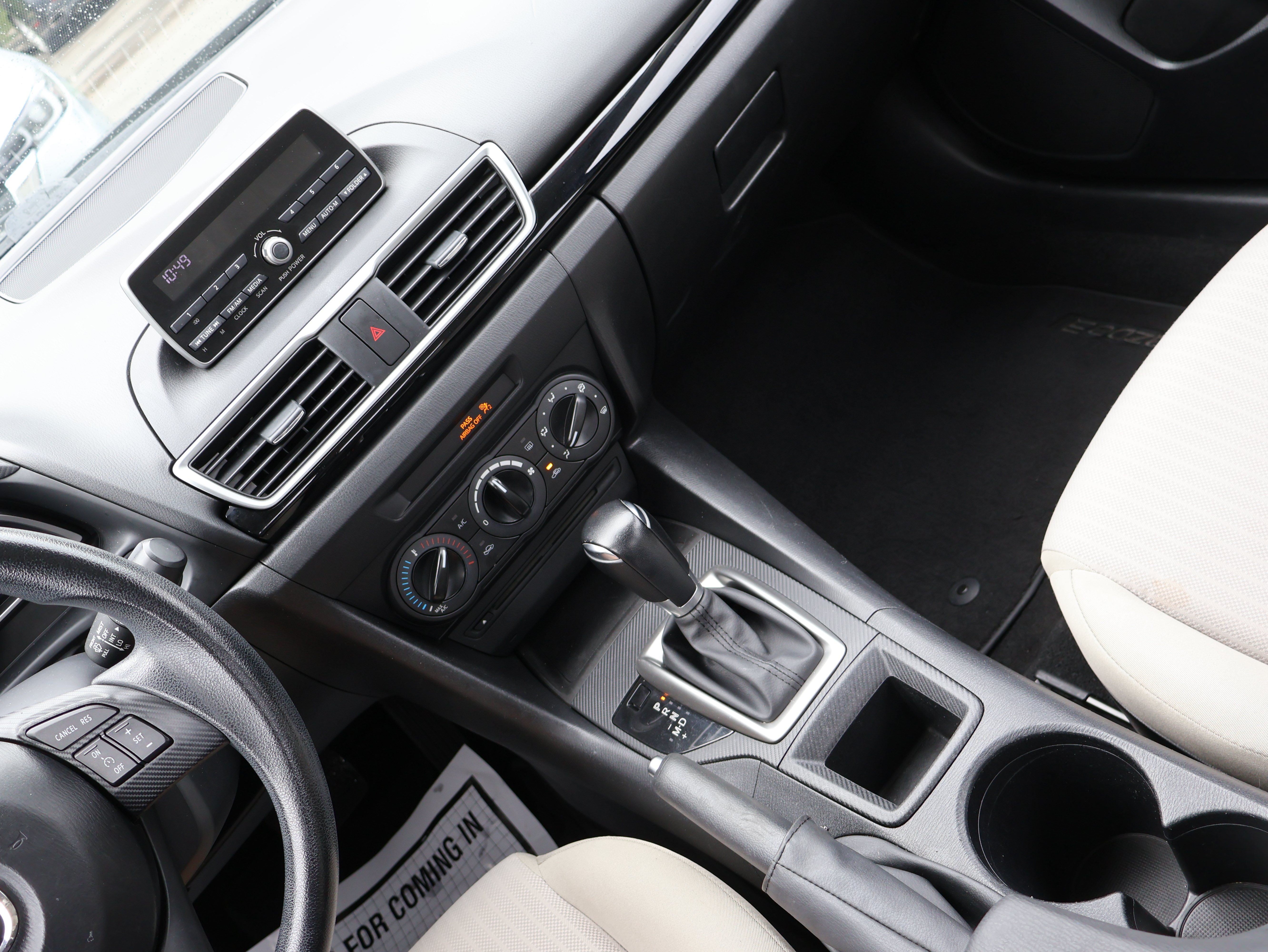 Used 2014 MAZDA MAZDA3 i Sport FWD image 16
