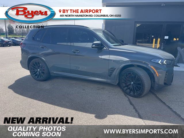 Used 2025 BMW X5 M60i image 1