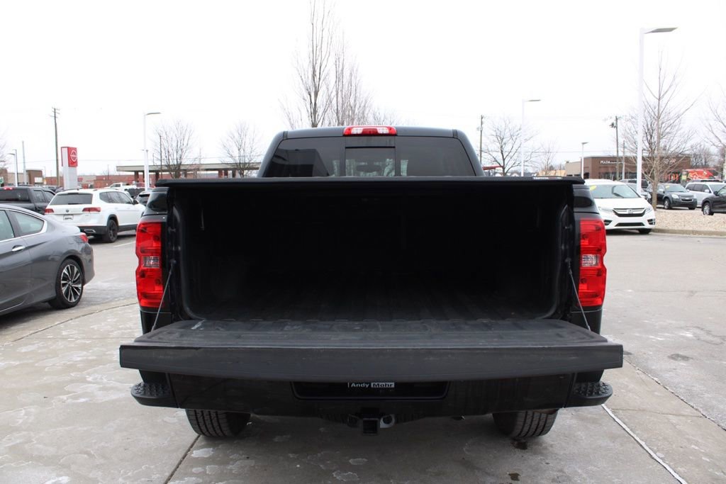 Used 2018 Chevrolet Silverado 1500 LT w/ All Star Edition image 10